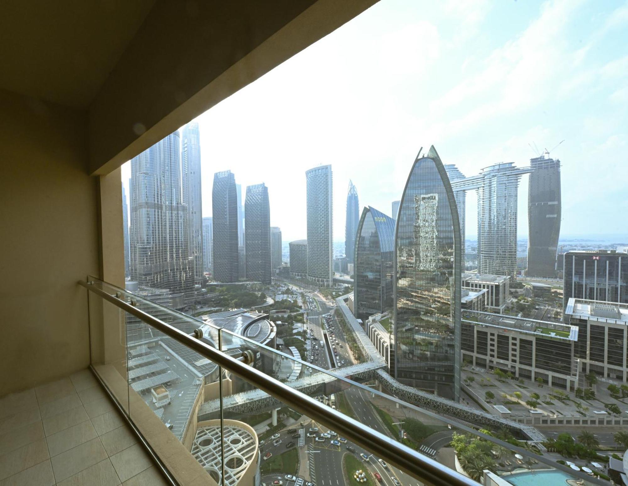 Apartment Emaar Fashion Avenue - Formerly Address Mall Four Apple Dubai